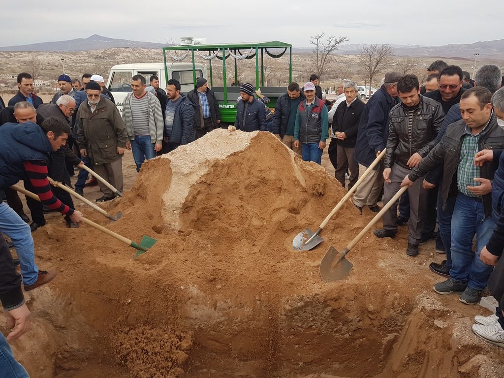 huseyin-sari-cenaze-sulusaray9