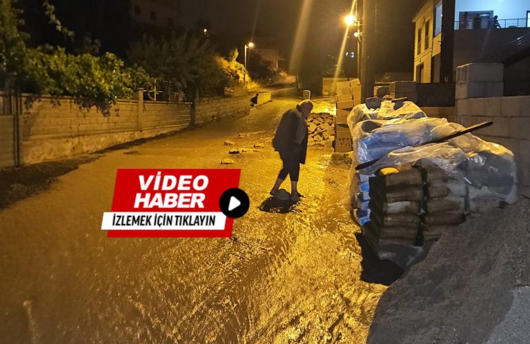 Aniden Bastıran Şiddetli Dolu ve Yağmur Kasabamızda Hayatı Felç Etti