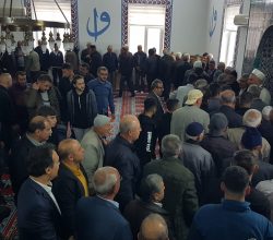 Kasabamızda Bayramlaşma Camilerde Başladı