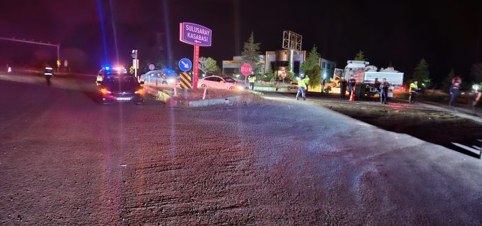 Kasabamız Nevşehir Yolu(4 Km) Kavşağında Trafik Kazası 1 Ölü
