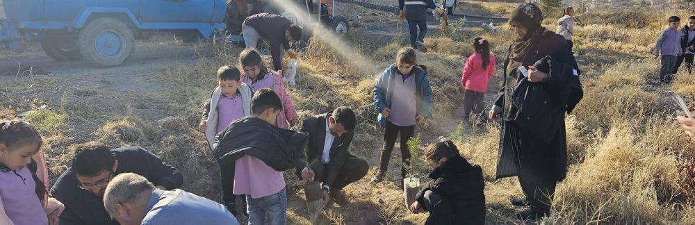 Kasabamız İlkokulu Öğrencilerinden Hatıra Ormanı