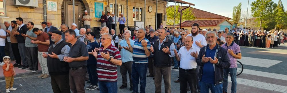 Hac Yolcuları Kasabamızdan Dualarla Uğurlandı