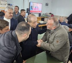 Nevşehir Ak Parti Heyeti Kasabamızda Cami ve Esnafları Ziyaret Etti