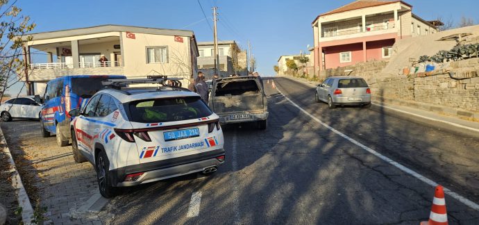 Kasabamız Gülşehir Çıkışında Trafik Kazası Meydana Geldi