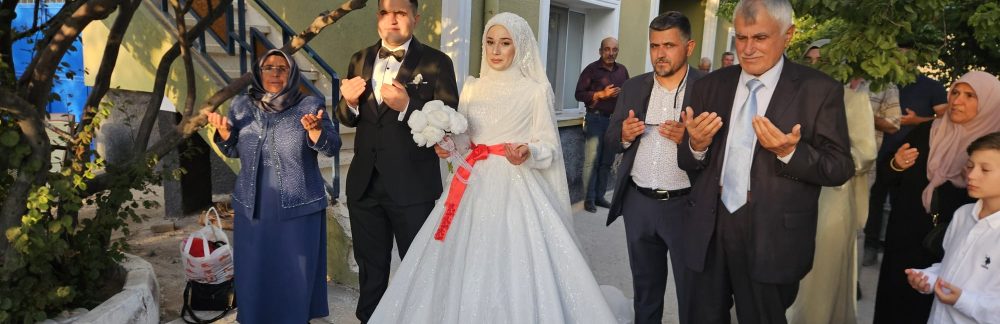 Doktorlarımız Fatma ile Serhat’a Ömüboyu Mutluluklar Dileriz