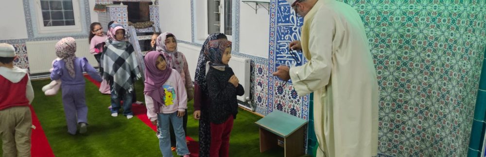 Kasabamız Hamdullah Cami Çocuklarla Şenlendi