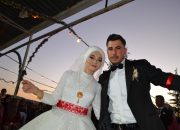 Oğuzhan ile Özlem e Ömür boyu Mutluluklar