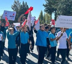 Kasabamız İmam-Hatip Ortaokulu Öğrencilerinden Filistine Destek Yürüyüşü