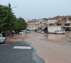 Kasabamızı Sel Vurdu!!